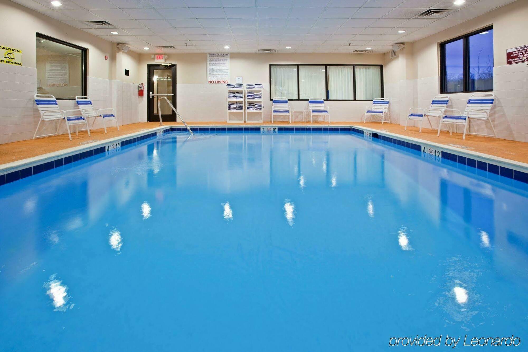Holiday Inn Express Hotel & Suites Ashland By Ihg Facilități foto